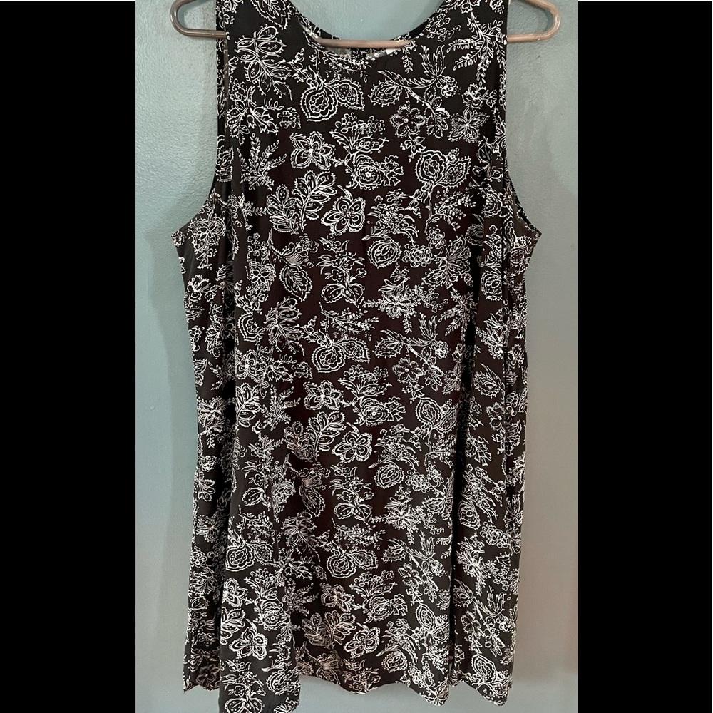 Women’s dress